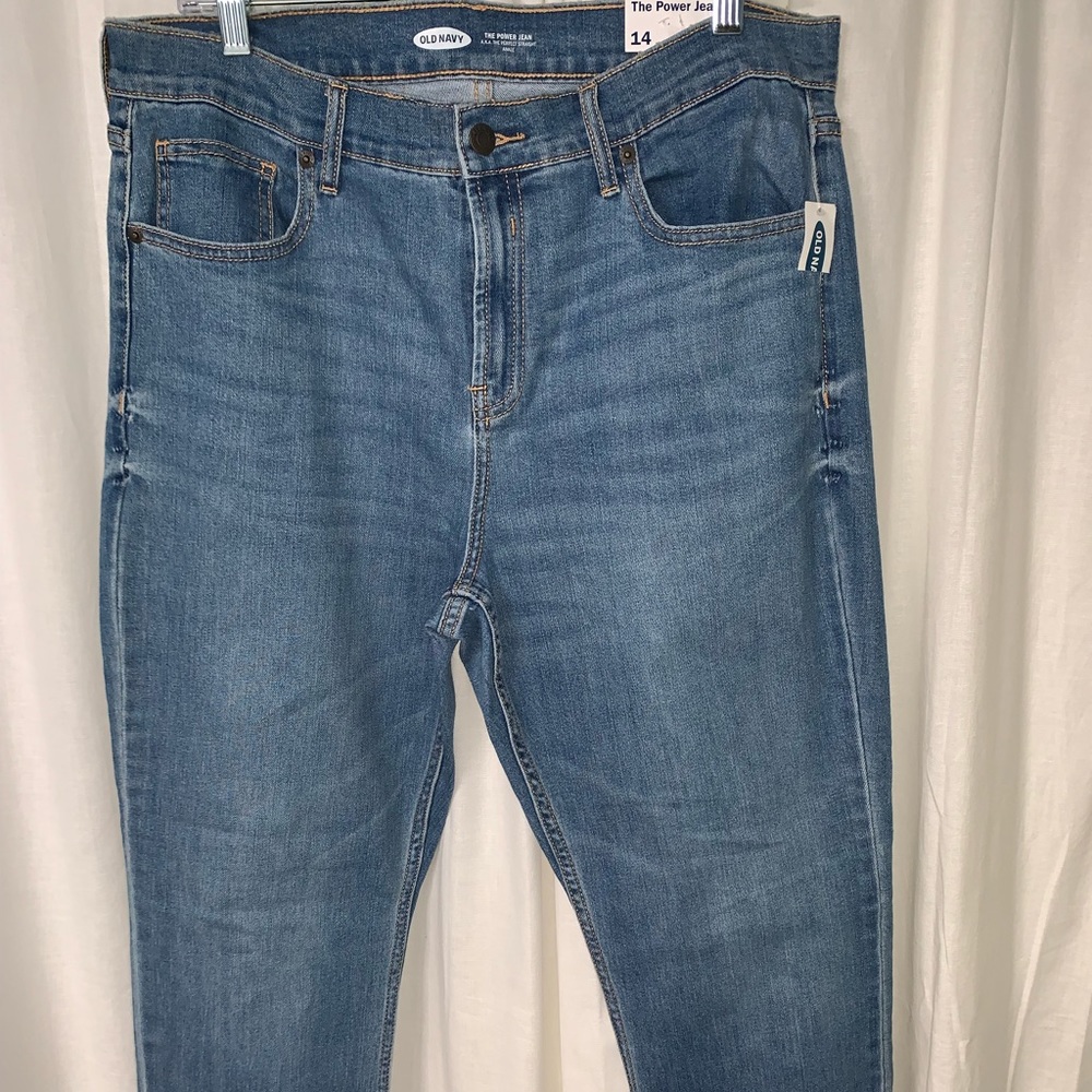 Old Navy Power Straight Jeans
